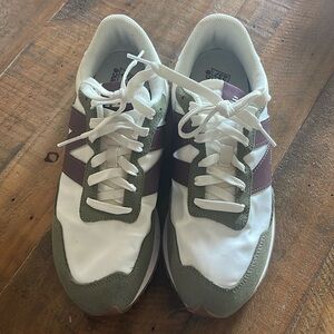 New Balancer 237 Olive and purple- EUC